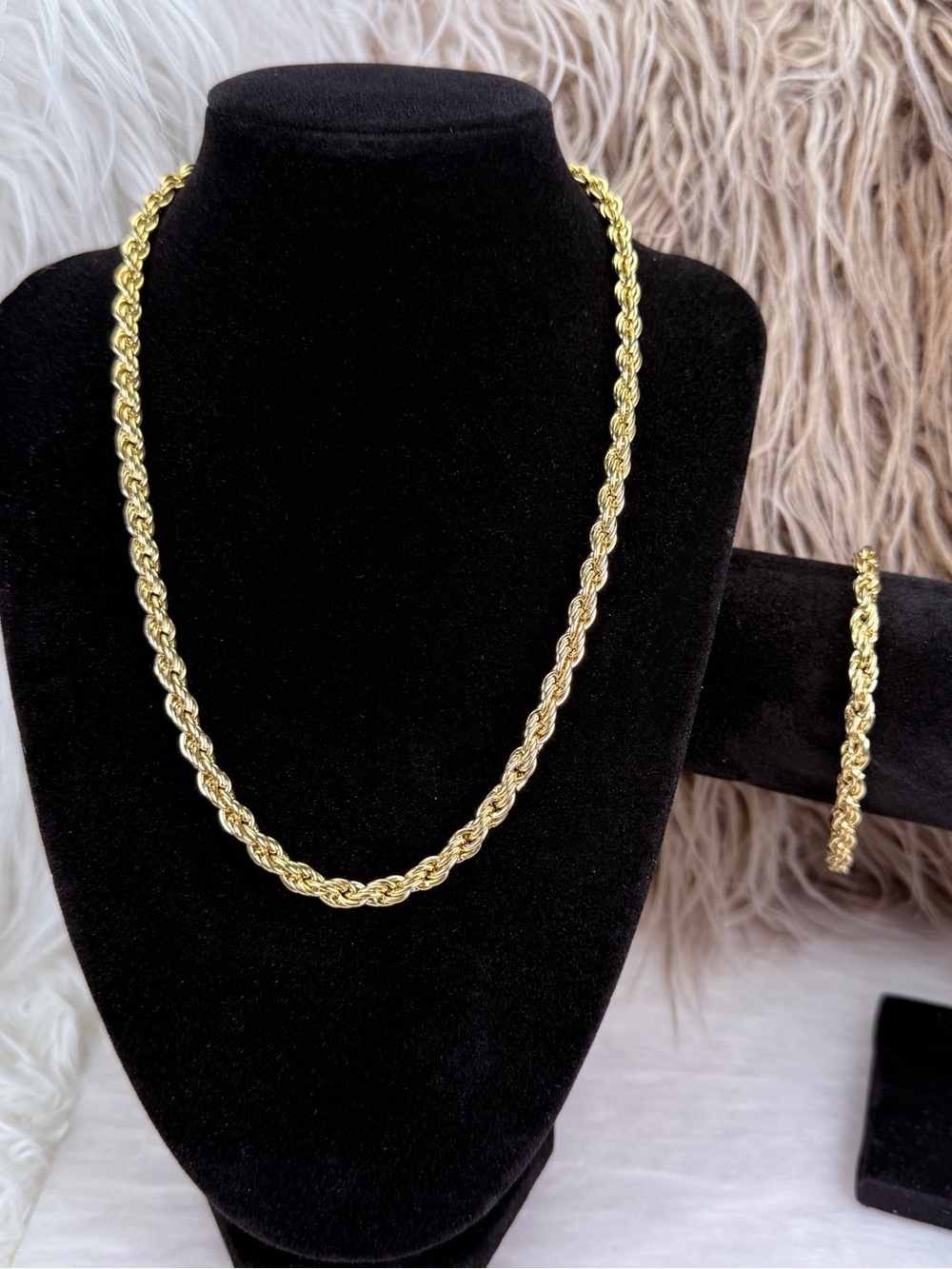 Vintage Gold Tone Rope Chain Necklace & Bracelet Set Twisted Link Matching